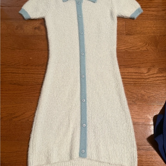 Fashion Nova Dresses & Skirts - Fashion Nova Blue and White Knit Top